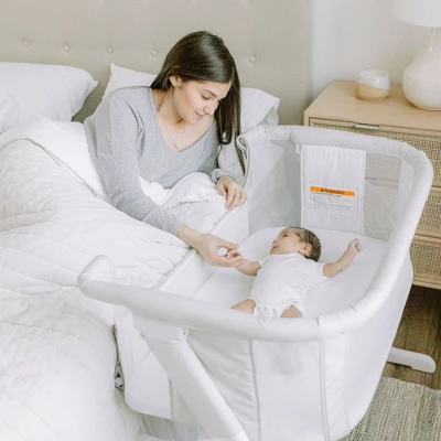 Baby Delight Beside Me Dreamer Bassinet & Bedside Sleeper 5 Baby Delight Beside Me Dreamer Bassinet & Bedside Sleeper - Image 5