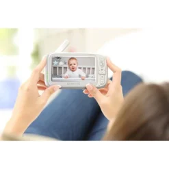 Motorola 5" Video Baby Monitor W/PTZ - VM75